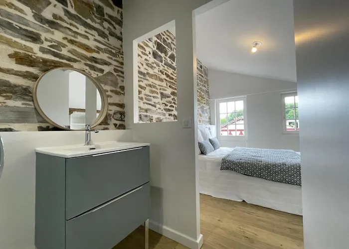 Harria * Saint-Pée-sur-Nivelle